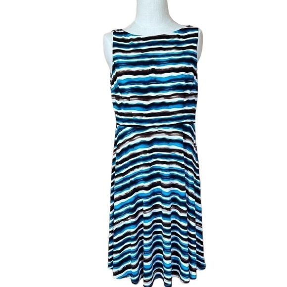 Evan Picone 10 Sleevless Fit & Flare Neutral Blue Brown Scoopneck Dress - Picture 1 of 8
